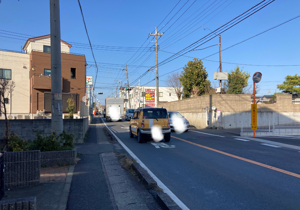 木下街道　鎌ケ谷新田バス停近く