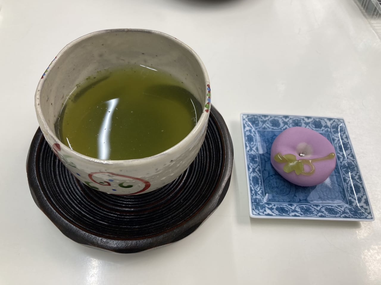 馬場菓子舗のねりきり朝顔と緑茶