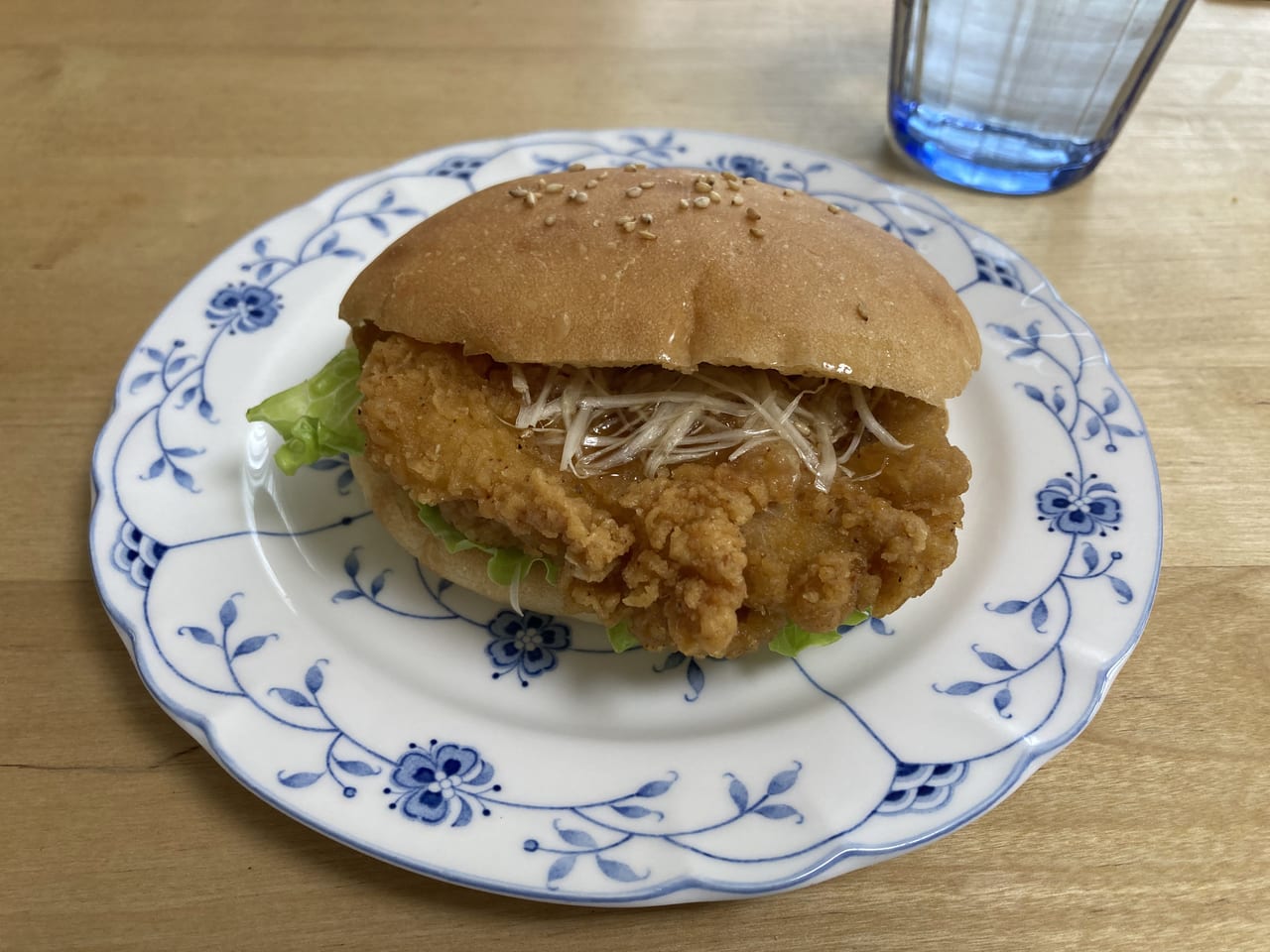 向日葵　揚げ鶏のサンド