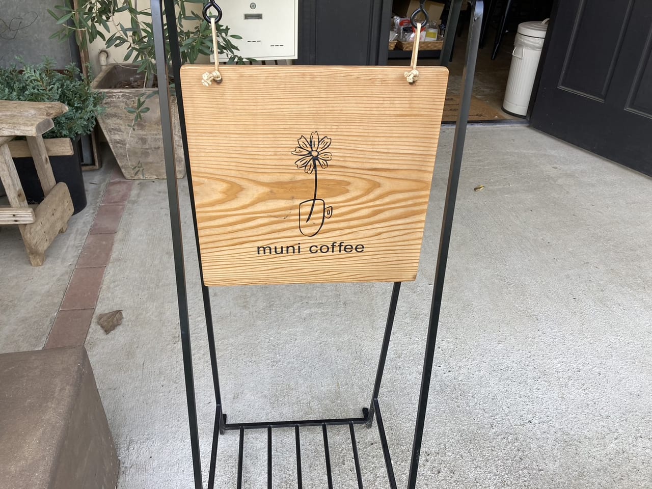 muni coffeeの看板