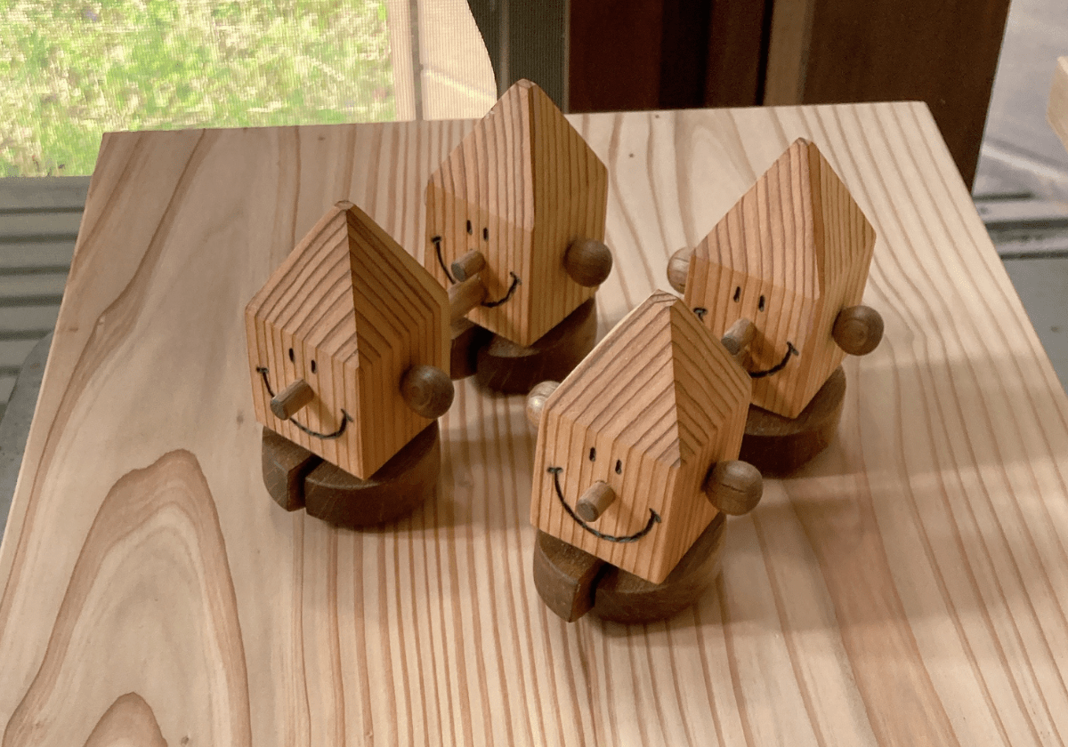 タケモク　100%千葉県産の木材でできたトコトコどんぐり兄弟
