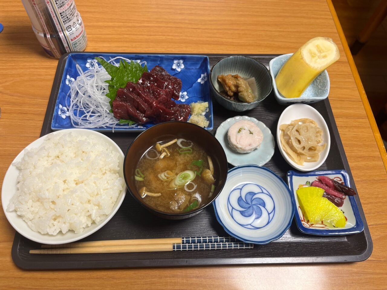 クジラ刺定食