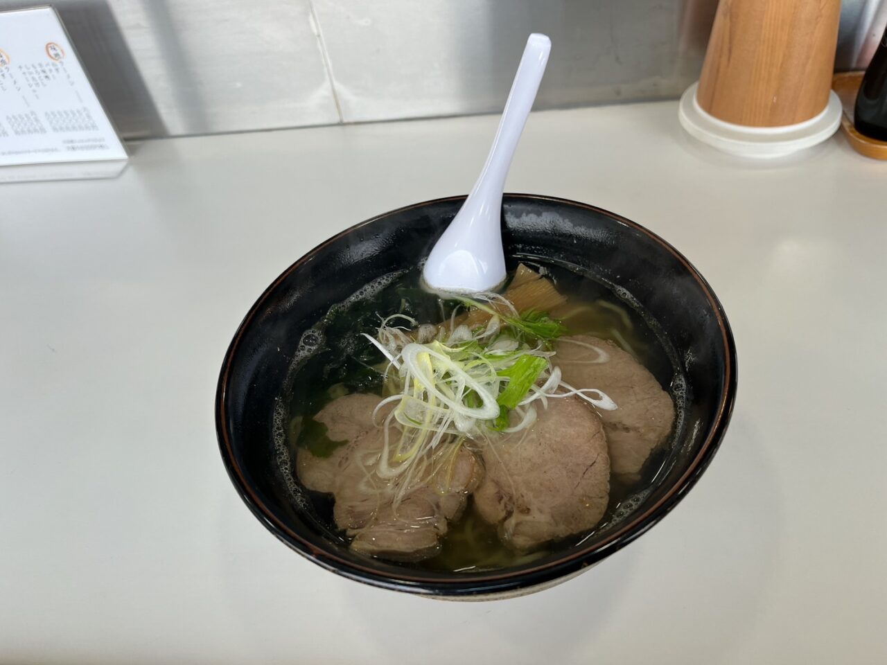 ひまわりラーメン塩チャーシュー