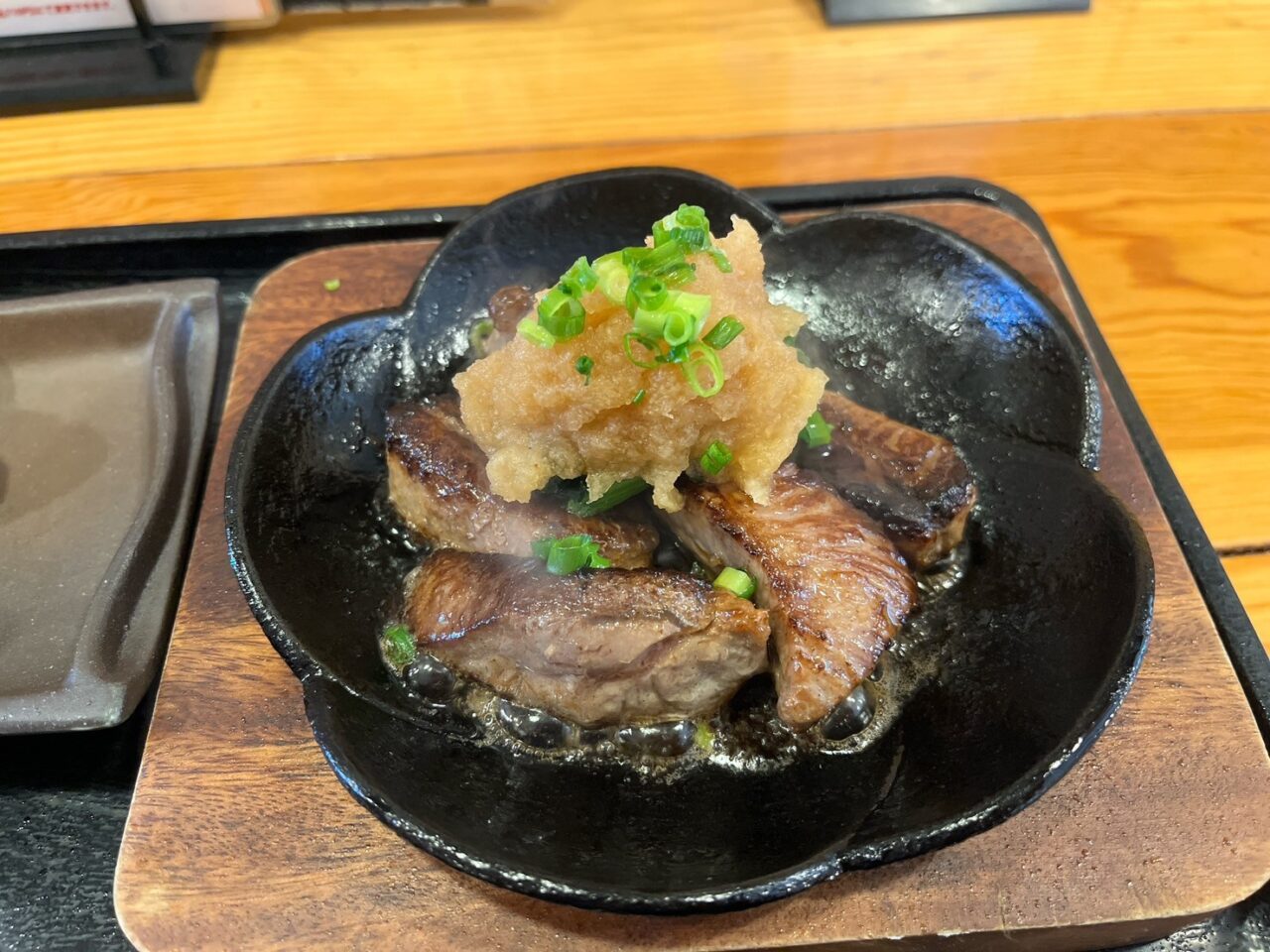 鮪ほほ肉カットステーキ