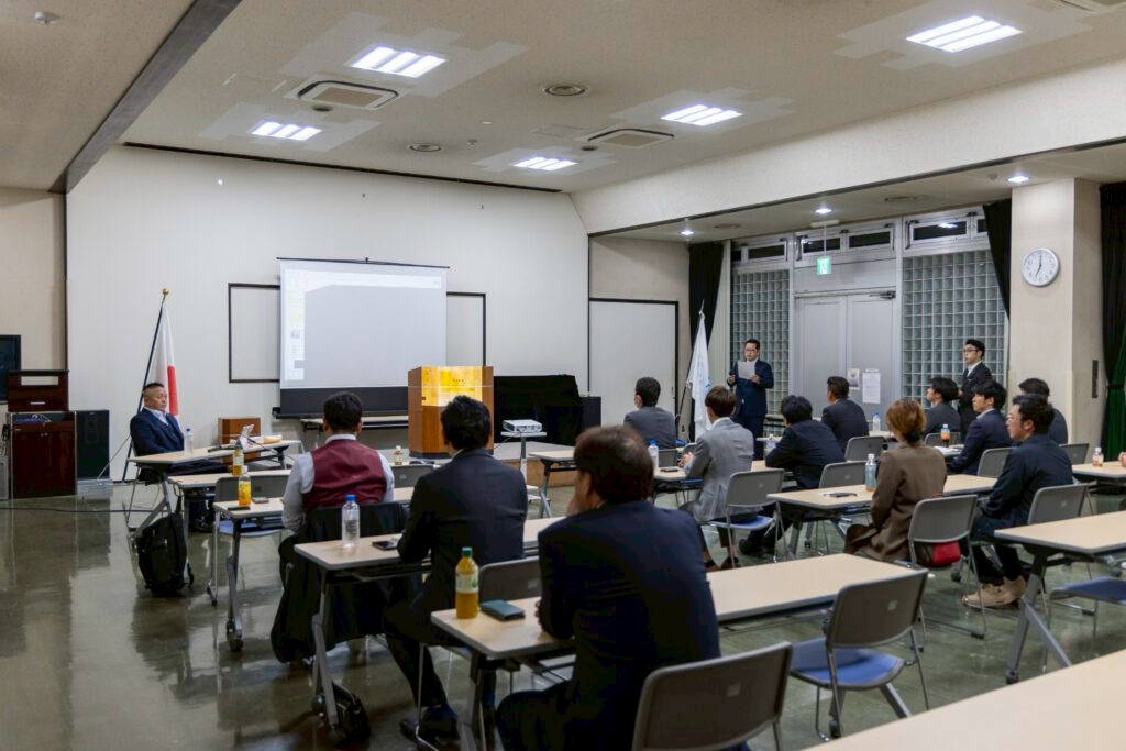 以前の講演会の様子