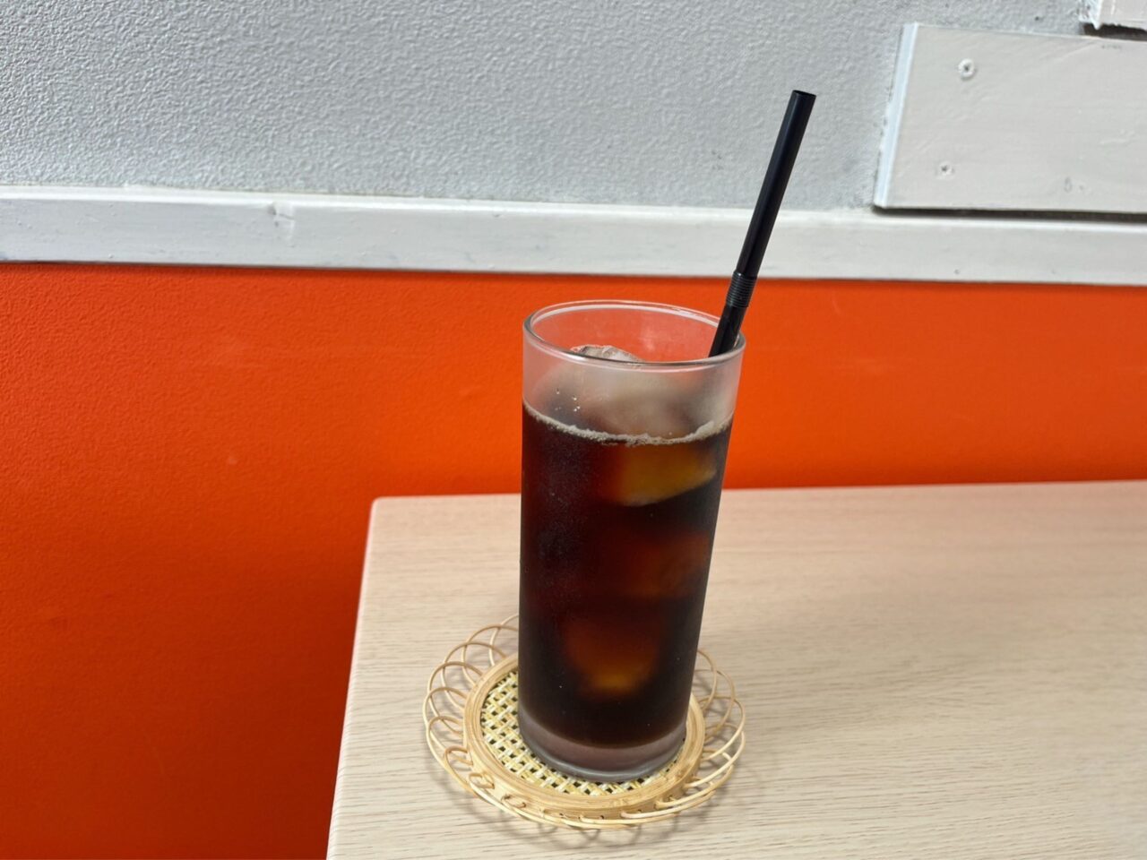 朝豆から挽いて淹れたアイスコーヒー