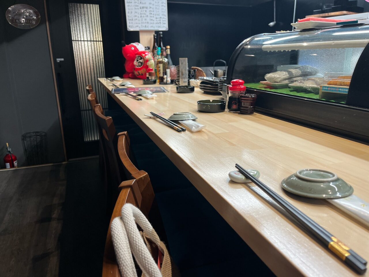 カウンター席