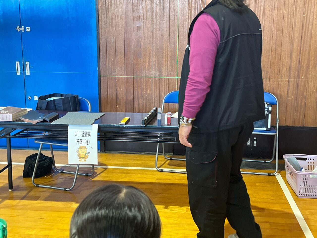 レーザー墨出し器